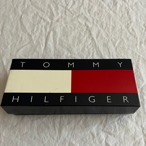 Vintage New Tommy Hilfiger Cell Phone Case Removable Wristlet Box Included - Picture 6 of 6
